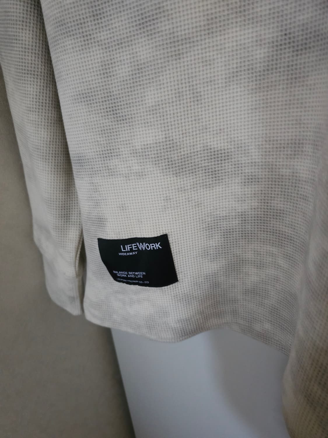 새상품)라이프워크 와플 긴팔티 아이보리 상품이미지3