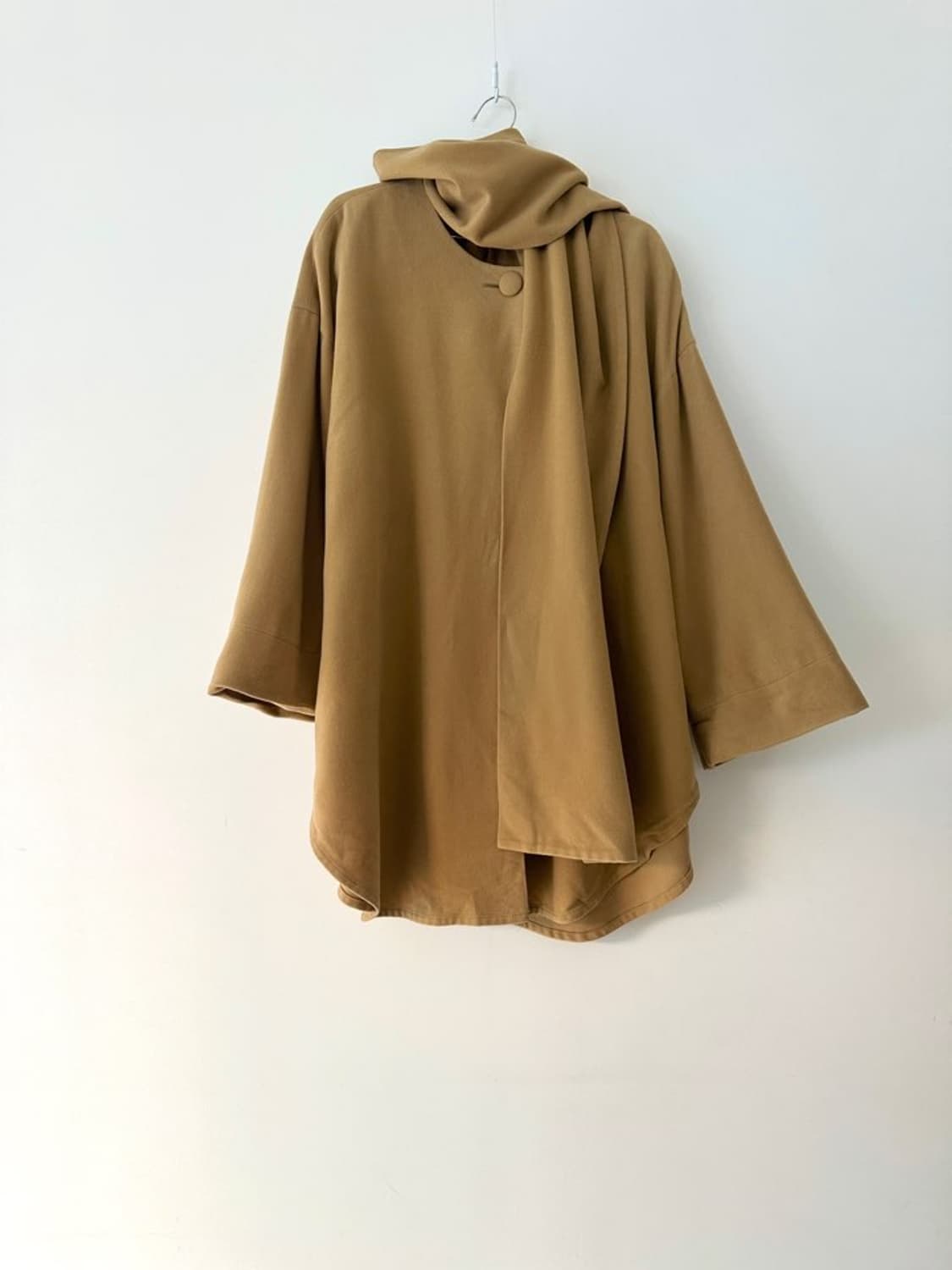 Neck warmer layered coat / mustard 상품이미지1