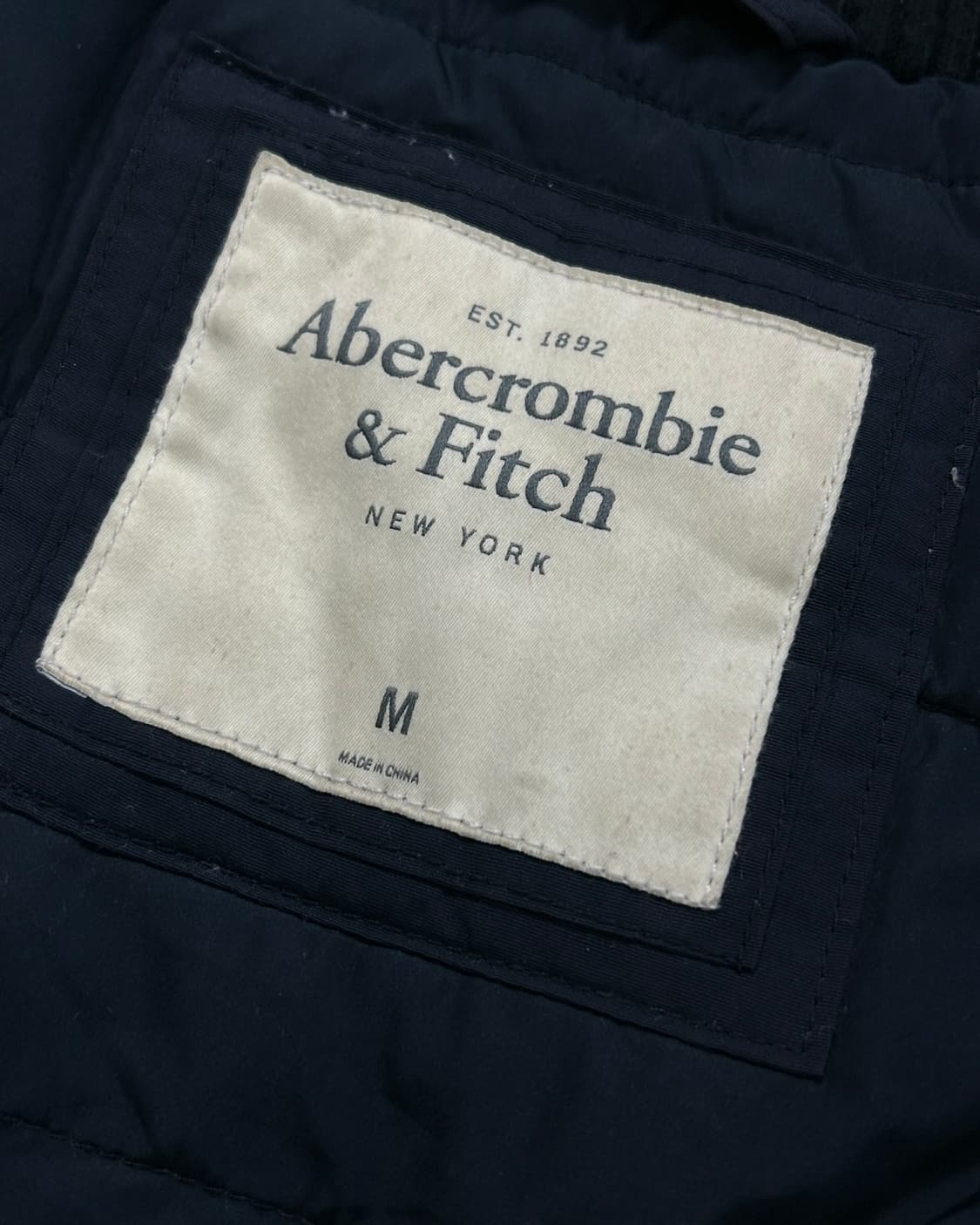 아베크롬비 y2k 패치로고 패딩 상품이미지9