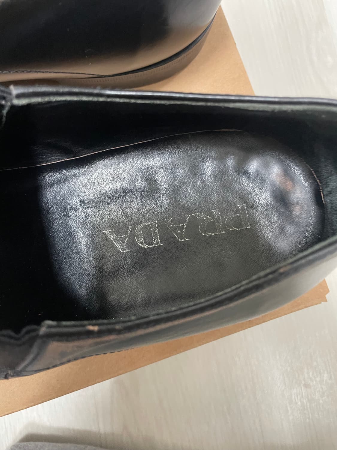 Prada 07fw distressed loafer uk9 상품이미지6