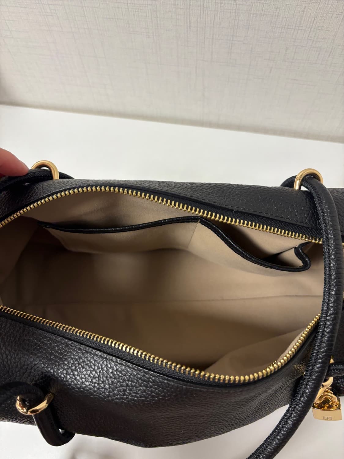 714center 마고백 블랙 골드 상품이미지10