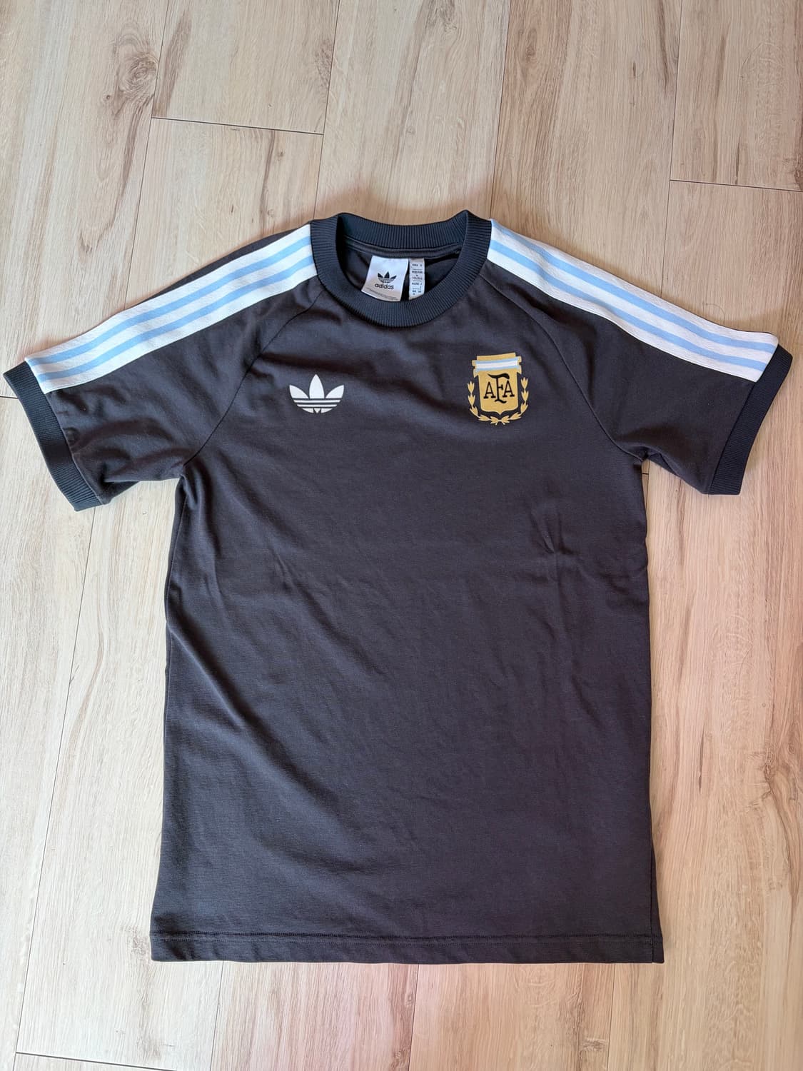 상태 S+ 아디다스 아르헨티나 베켄바우어 티셔츠 유틸리티 블랙 상품이미지2