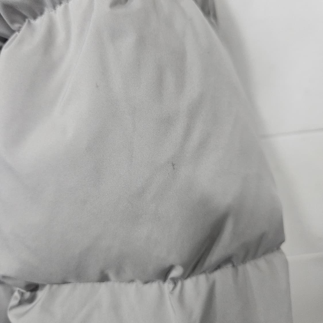 인사일런스 에센셜 다운자켓 상품이미지3