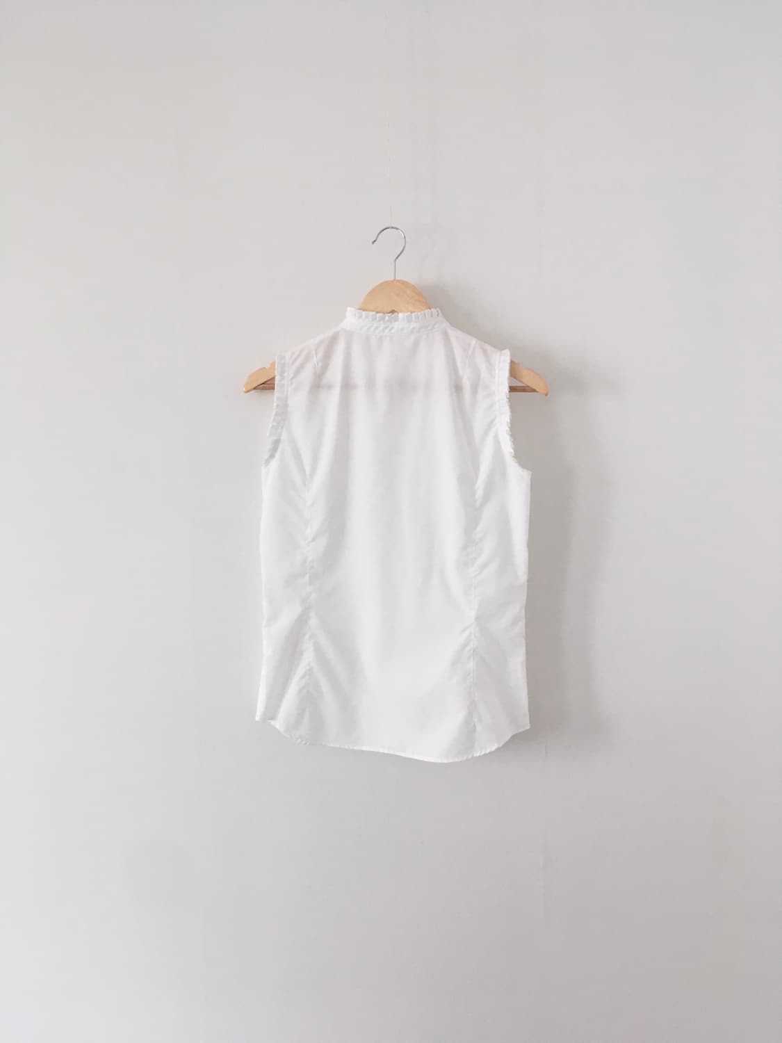DEBUTTO sleeveless blouse  상품이미지6