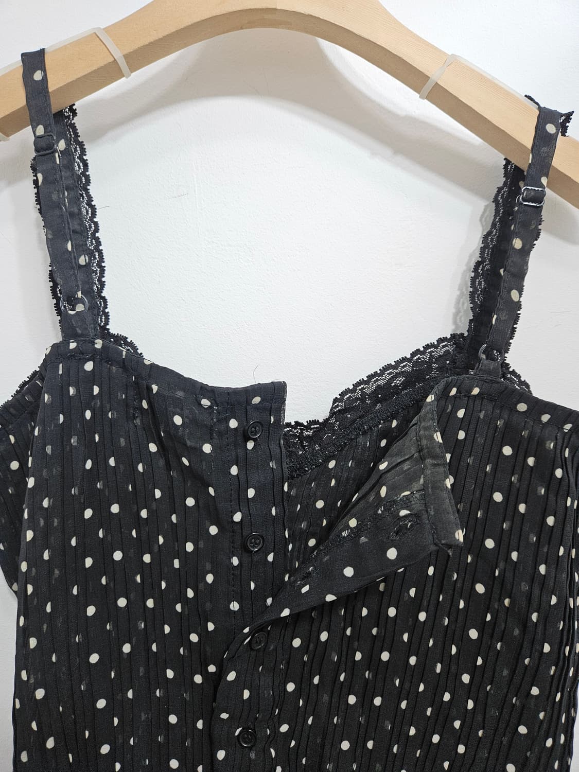 블랙 도트 슬리브리스 탑 상품이미지9