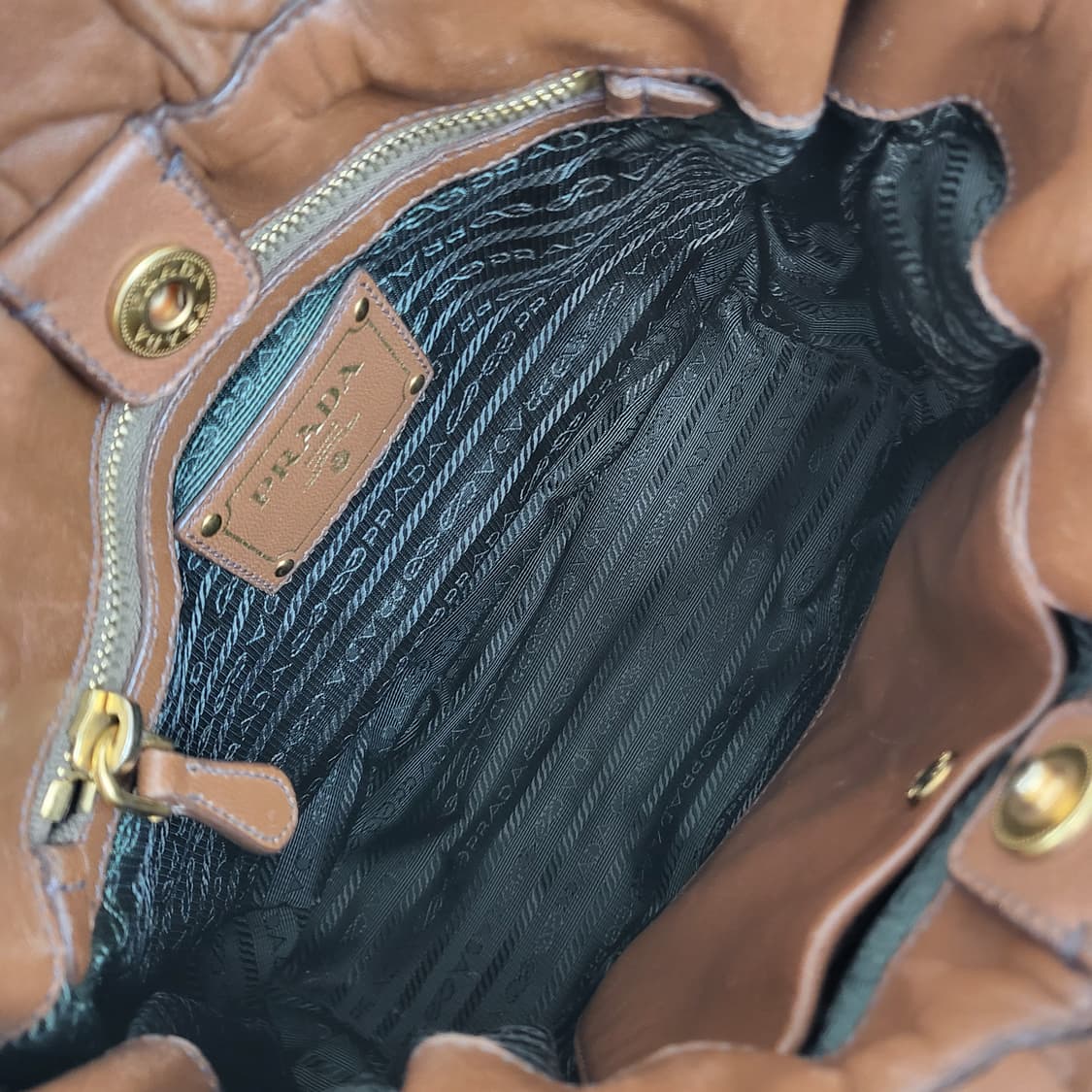 정품 프라다 나파가죽 보우 토트백 상품이미지10