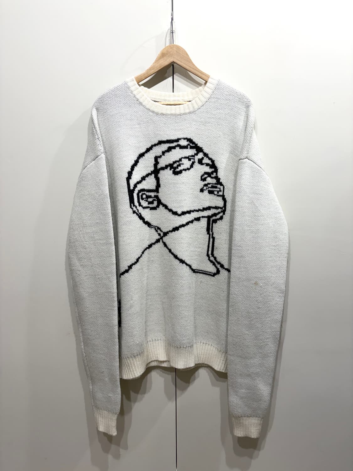 17AW 엘리엇 에밀 페이스 니트 스웨터 상품이미지1