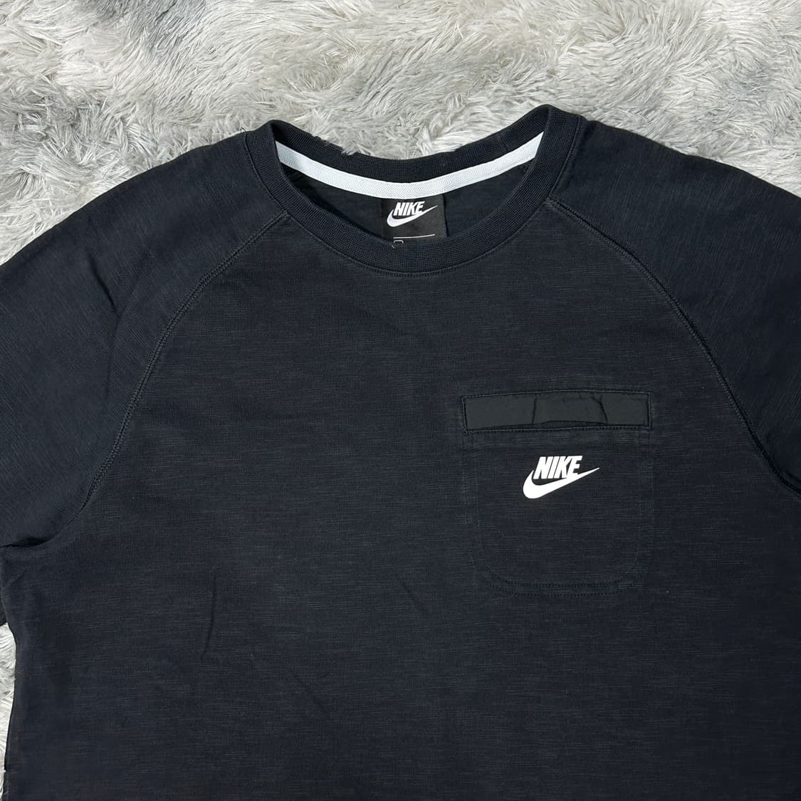 나이키 포켓 반팔티 블랙 상품이미지2