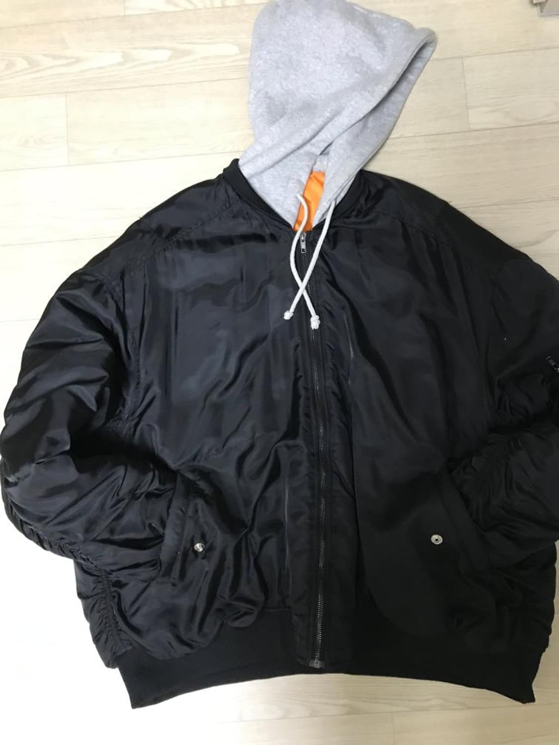 무지 점퍼 판매 합니다 상품이미지1