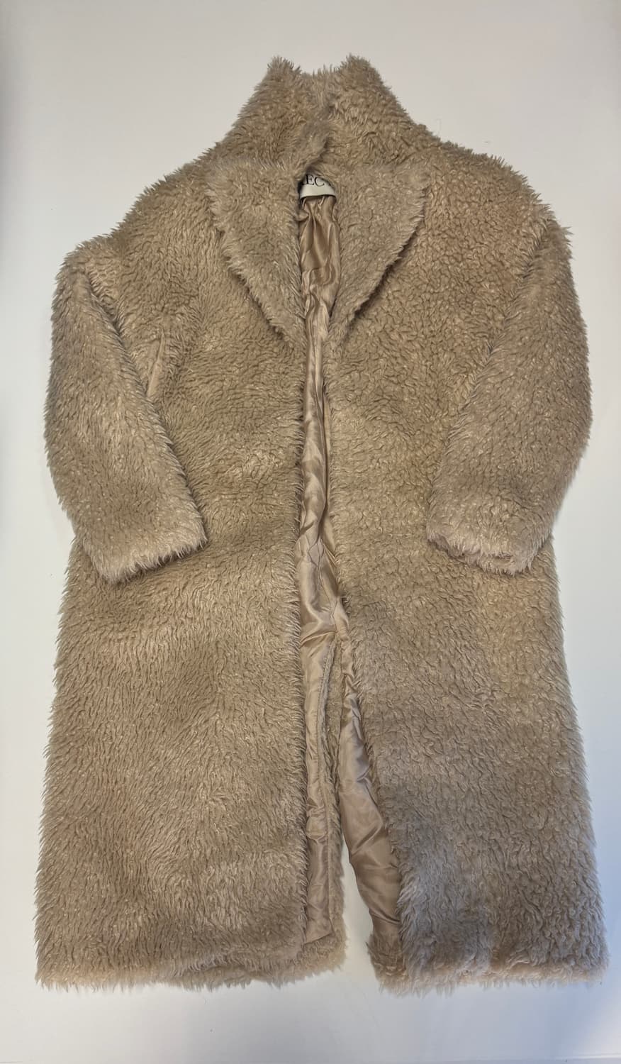 정품!! 여성 렉토 Recto 22시즌 노버튼 롱 페이크 퍼 코트 상품이미지1