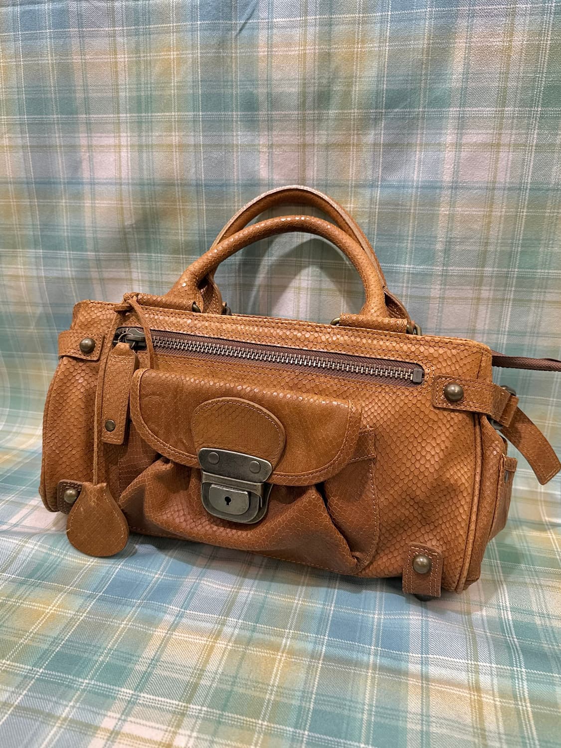 brown leather handbag 상품이미지1