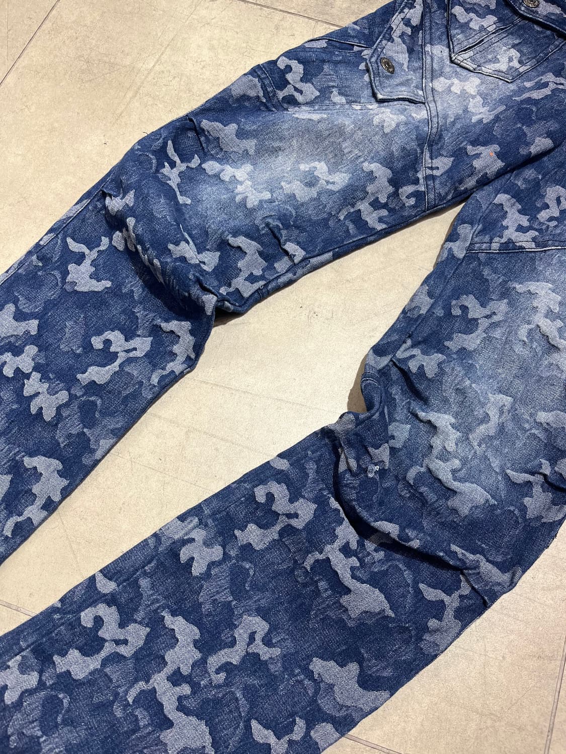 In the attic homme 데님 카고 팬츠 상품이미지3