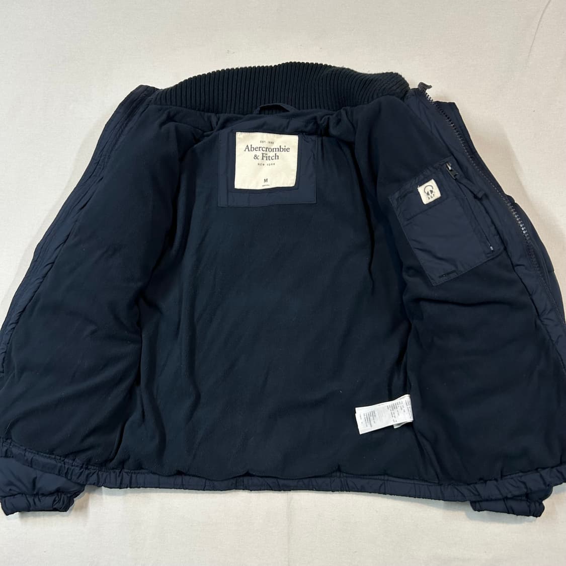 M) 아베크롬비 네이비 패딩 점퍼 상품이미지5