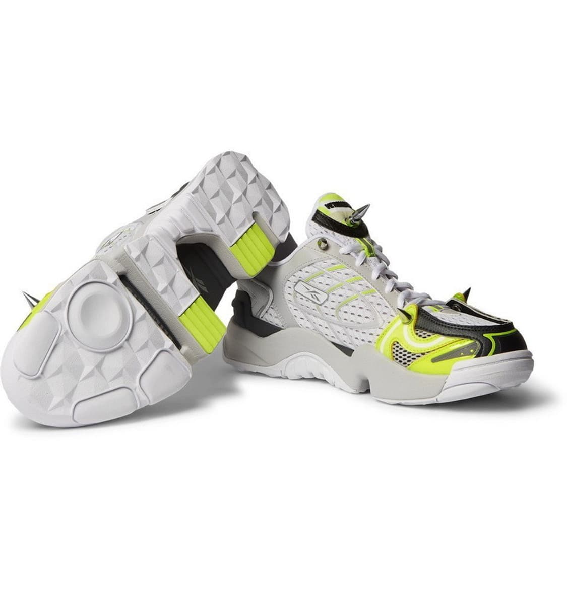 (구매글) 베트멍 스파이크 러너400 구매합니다. 상품이미지1