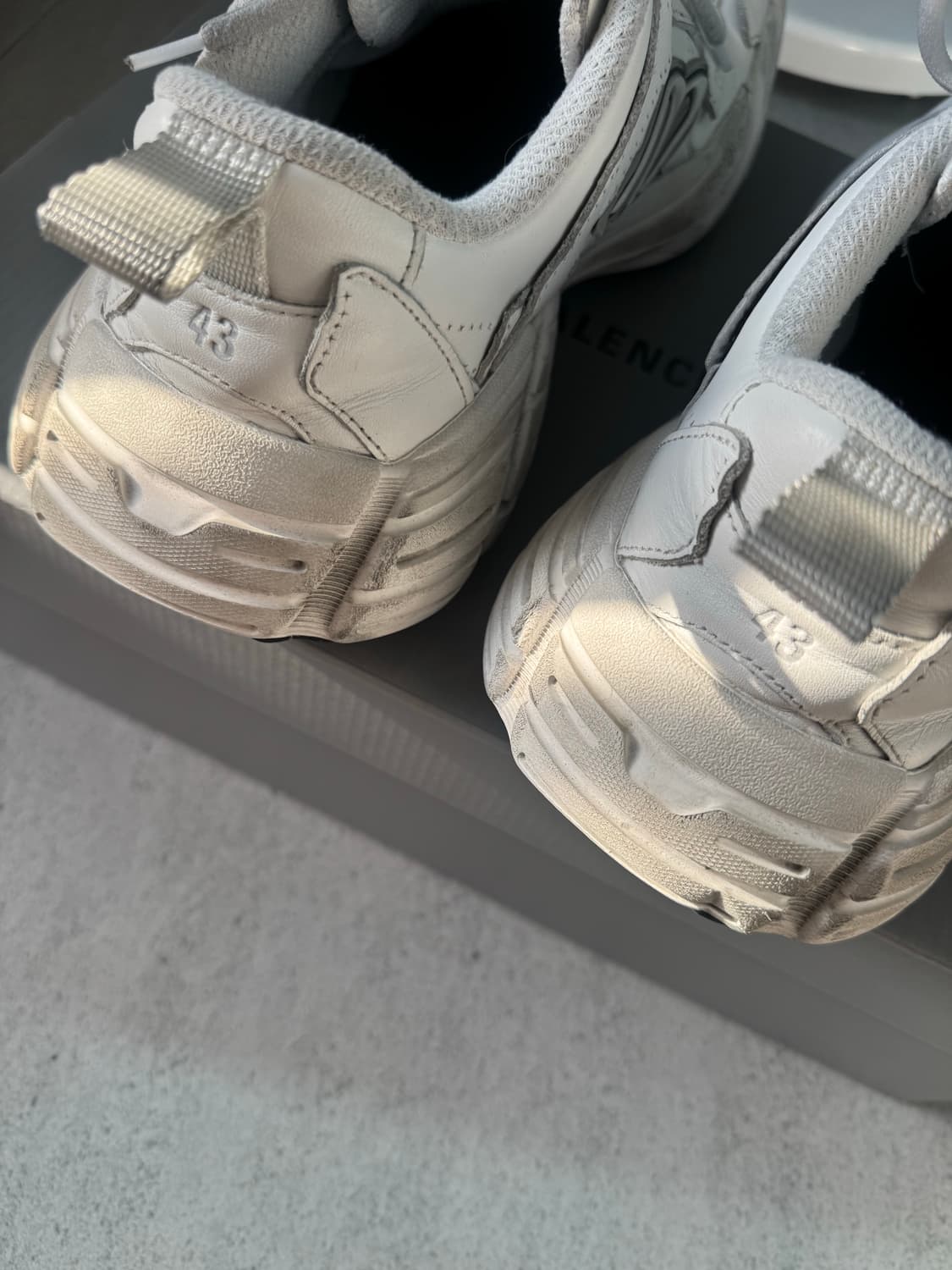 [43] 발렌시아가 먼데이 스니커즈 화이트 상품이미지6