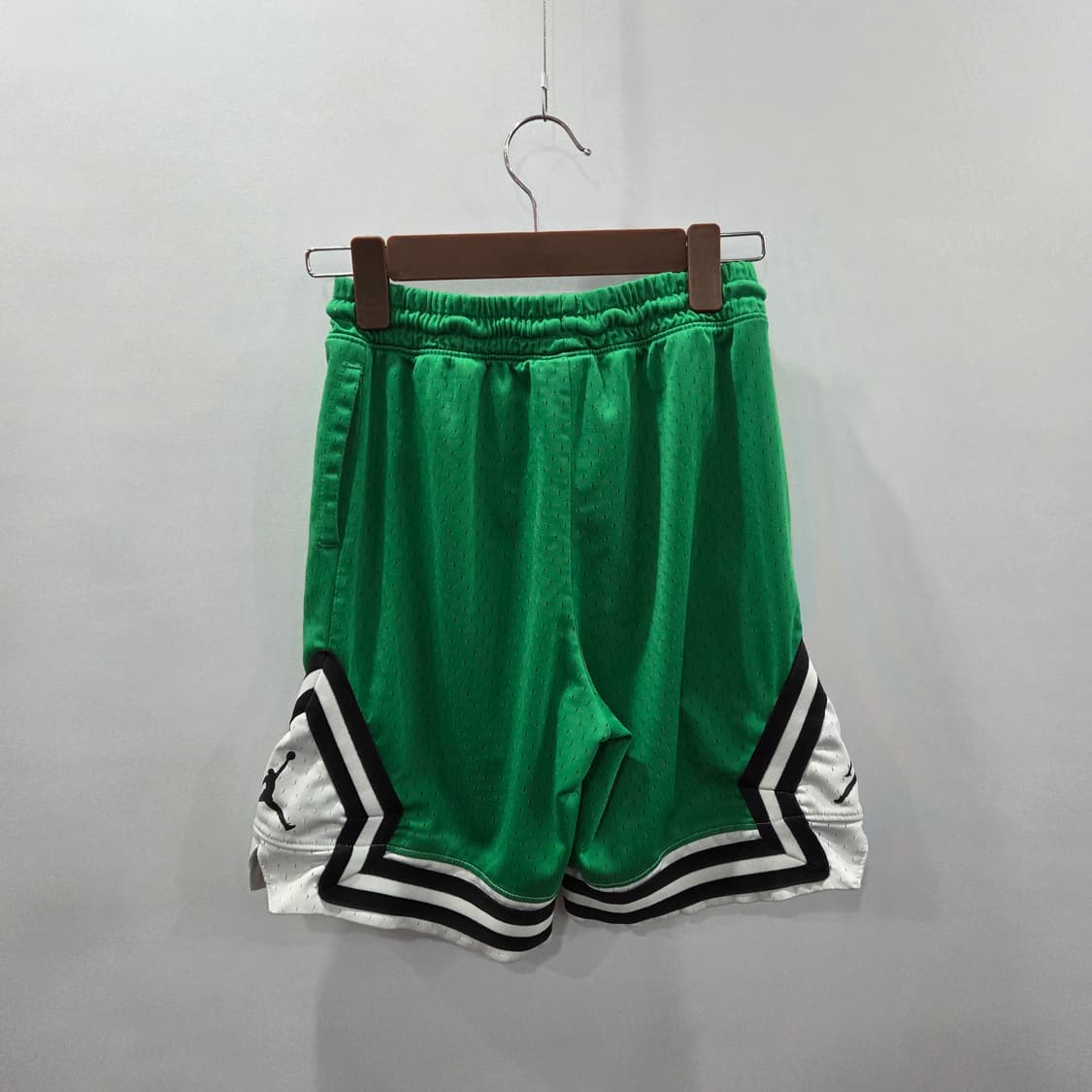 조던 키즈 농구 반바지 L/12/13 상품이미지4