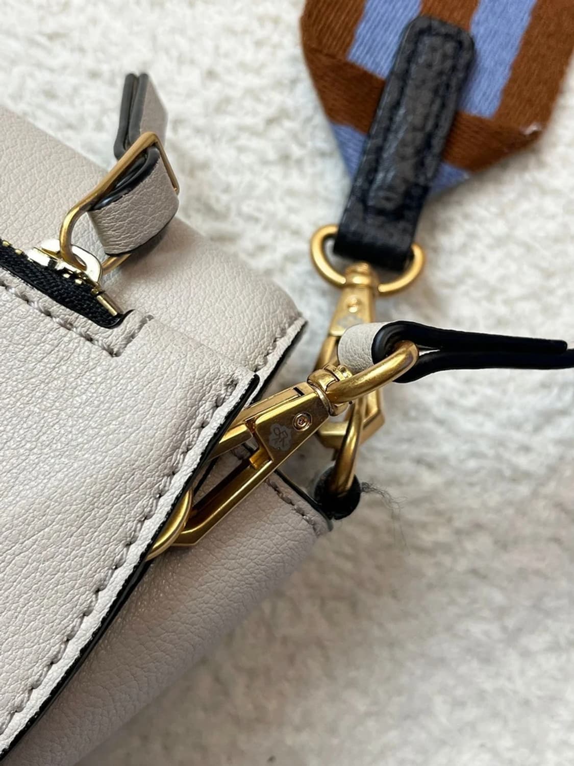 오야니 ORYANY 로티 새들 소가죽 크로스백 A1658 상품이미지7