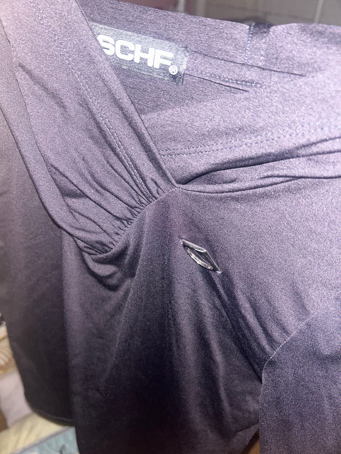 미스치프 후드 셔링 오버랩 탑 상품이미지2