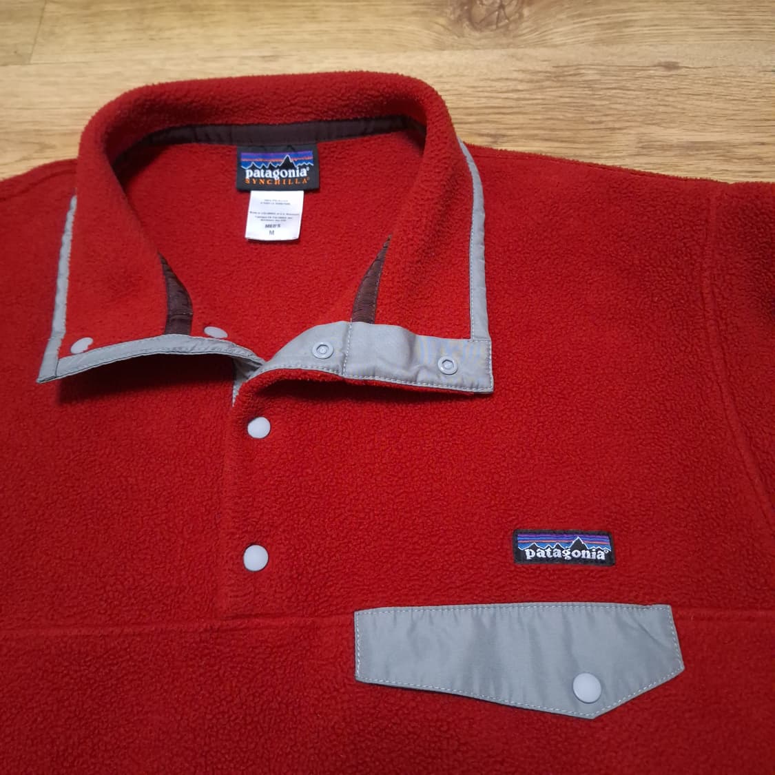 빈티지파타고니아 신칠라 스냅티 레드 실버 m 상품이미지3