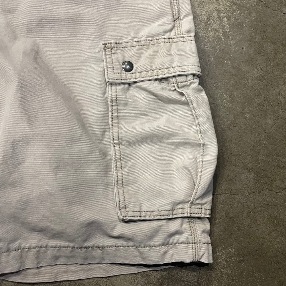 칼하트 카고 쇼츠  상품이미지2