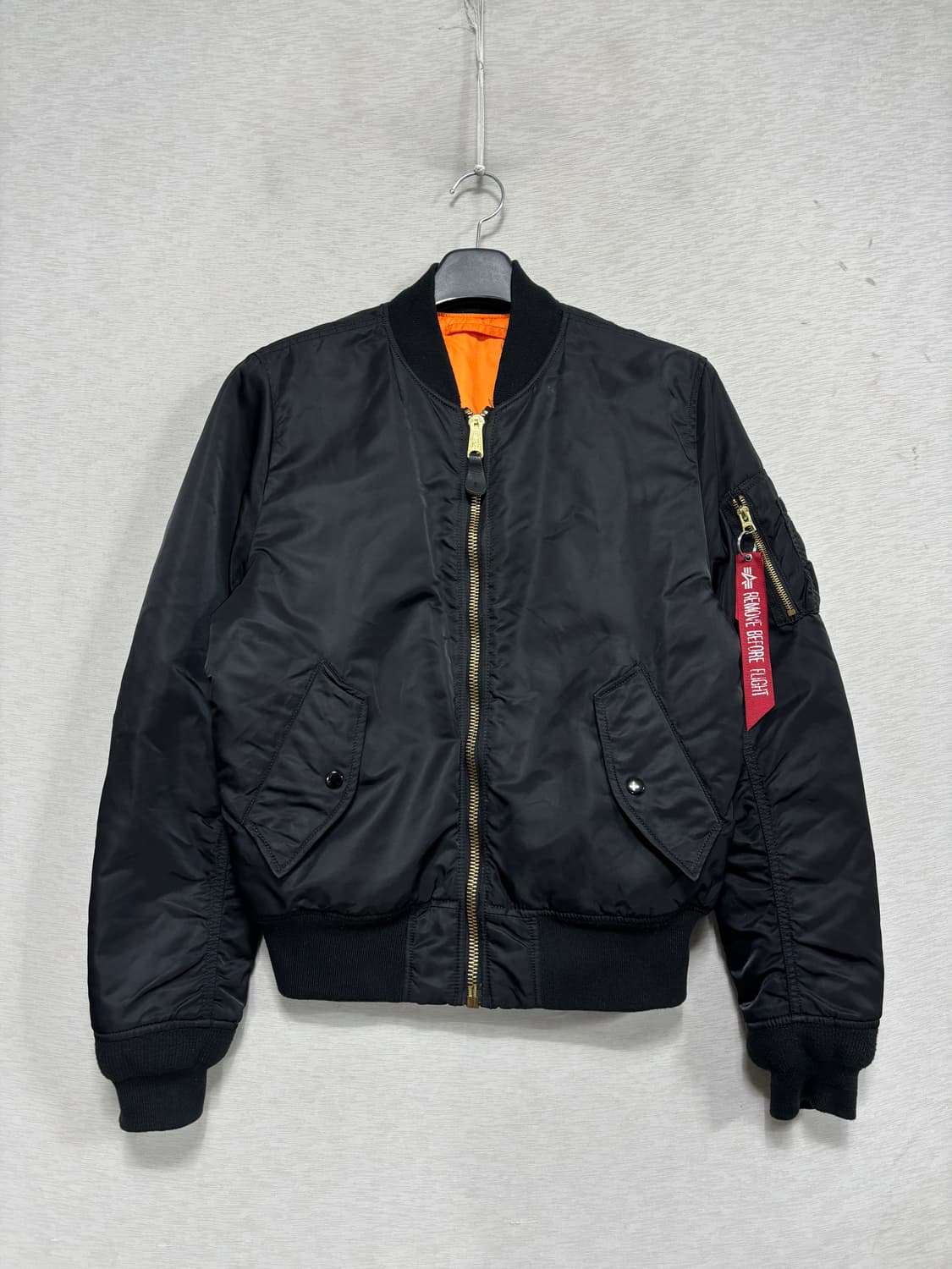 알파 인더스트리 MA-1 항공점퍼 M 상품이미지1