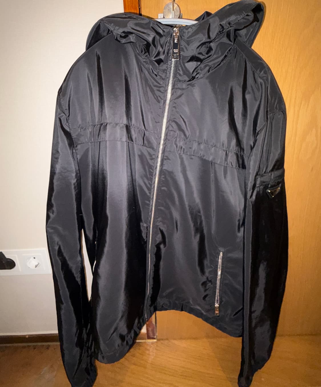 Prada nylon jacket 상품이미지3