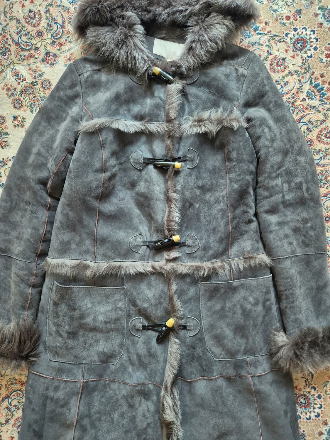 바나나 리퍼블릭 양피 스웨이드 퍼 트리밍 코트 상품이미지2