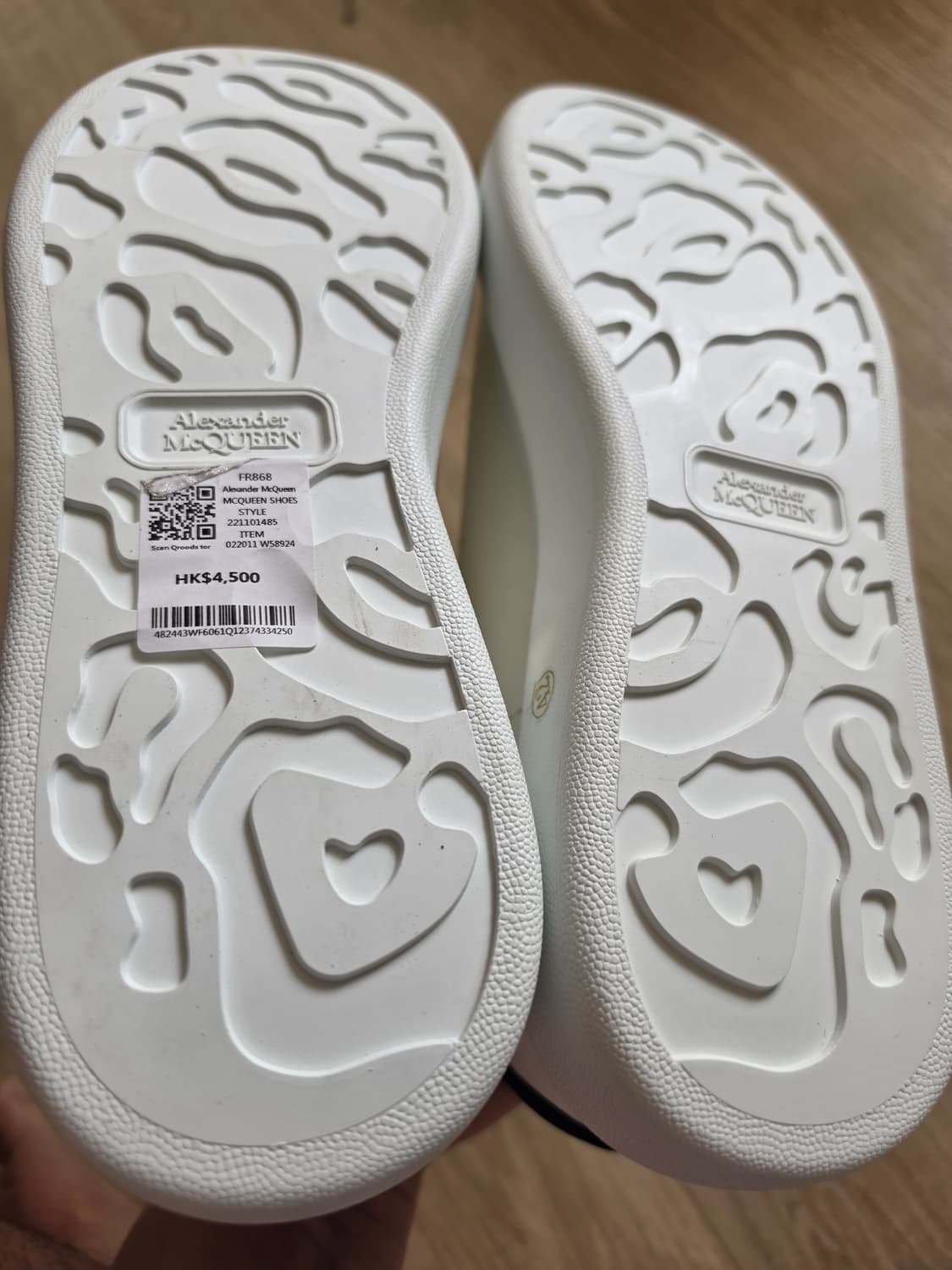 알렉산더맥퀸스니커즈 42/270 상품이미지3