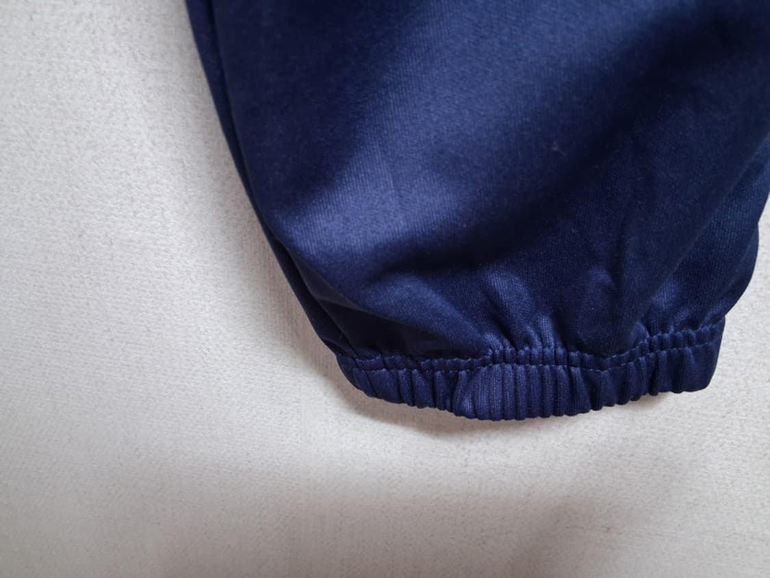 국내판나이키정품 사이즈 남성 표기 M남성 
폴리 져지소재이며 탄탄하게 보 상품이미지6