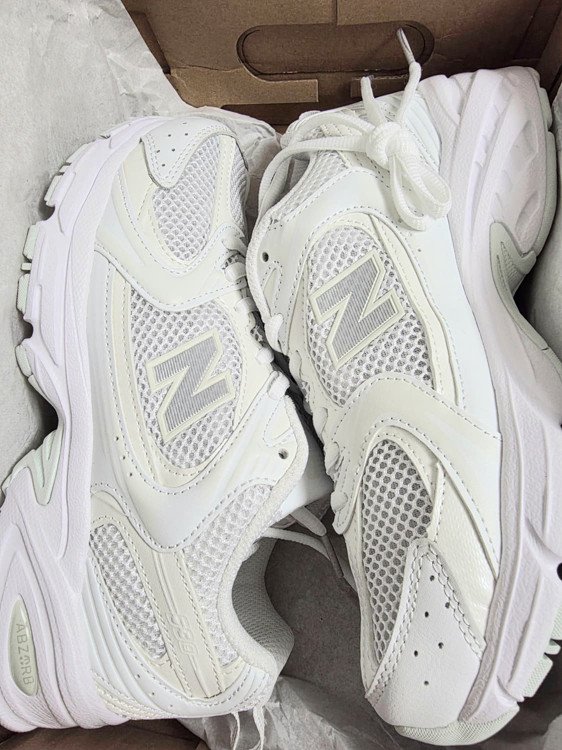 뉴발란스 530화이트 235 상품이미지1