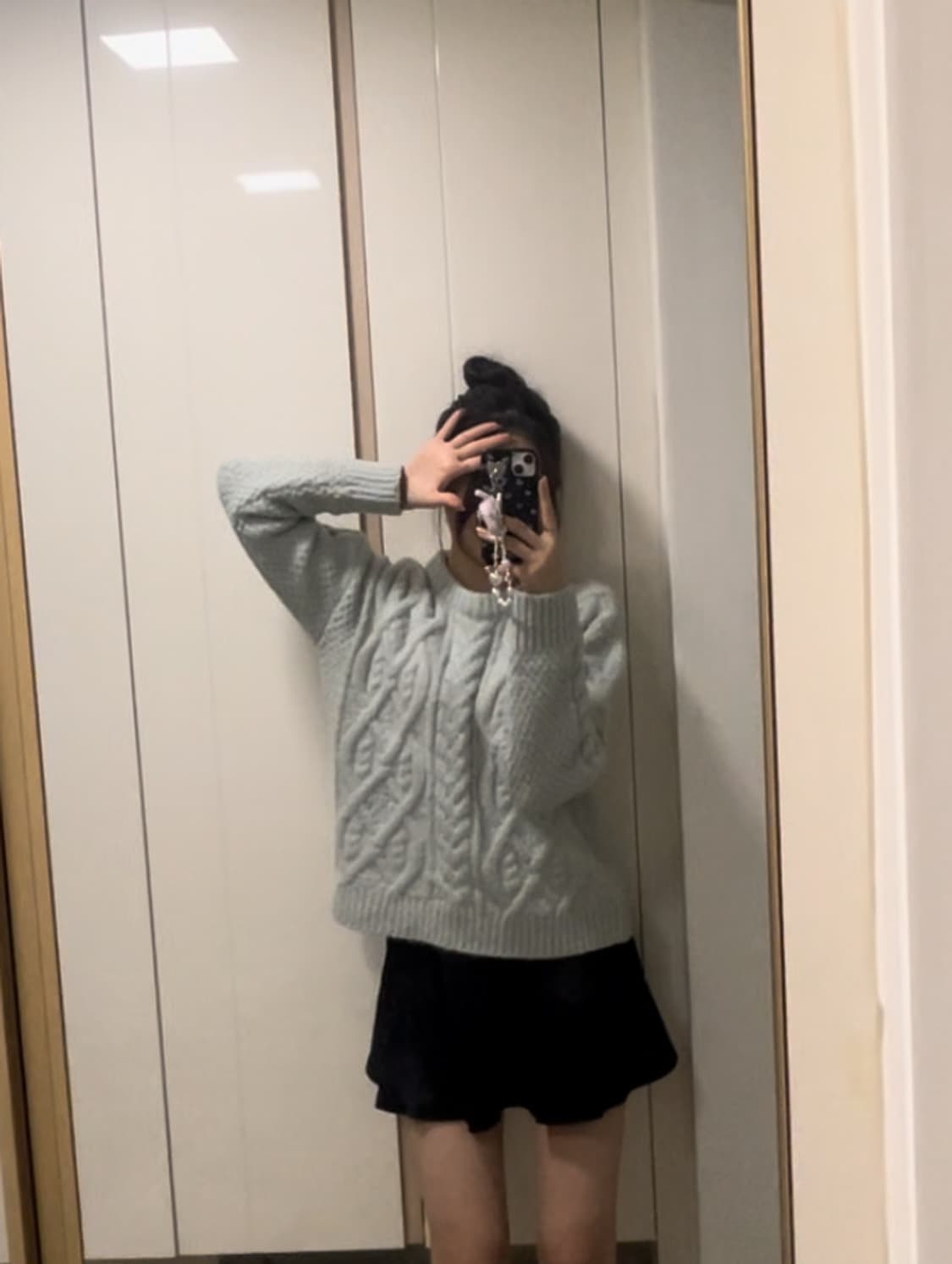 루즈핏 꽈배기 니트 상품이미지3