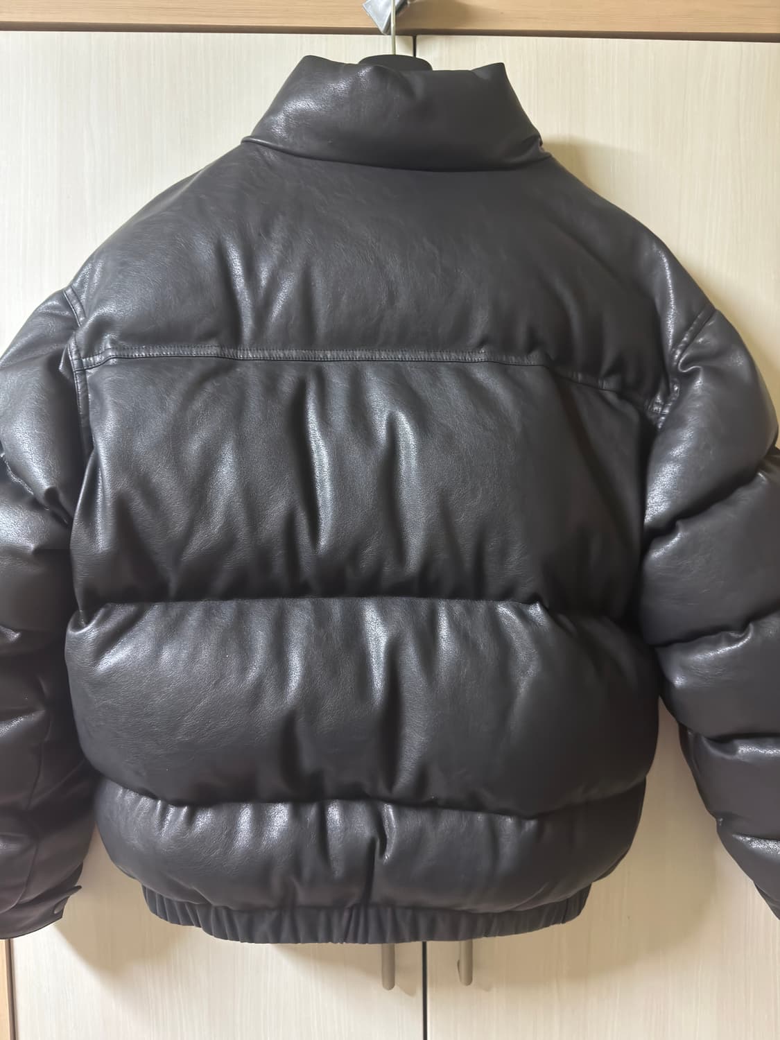 로파이 램스킨 래더 패딩 상품이미지3