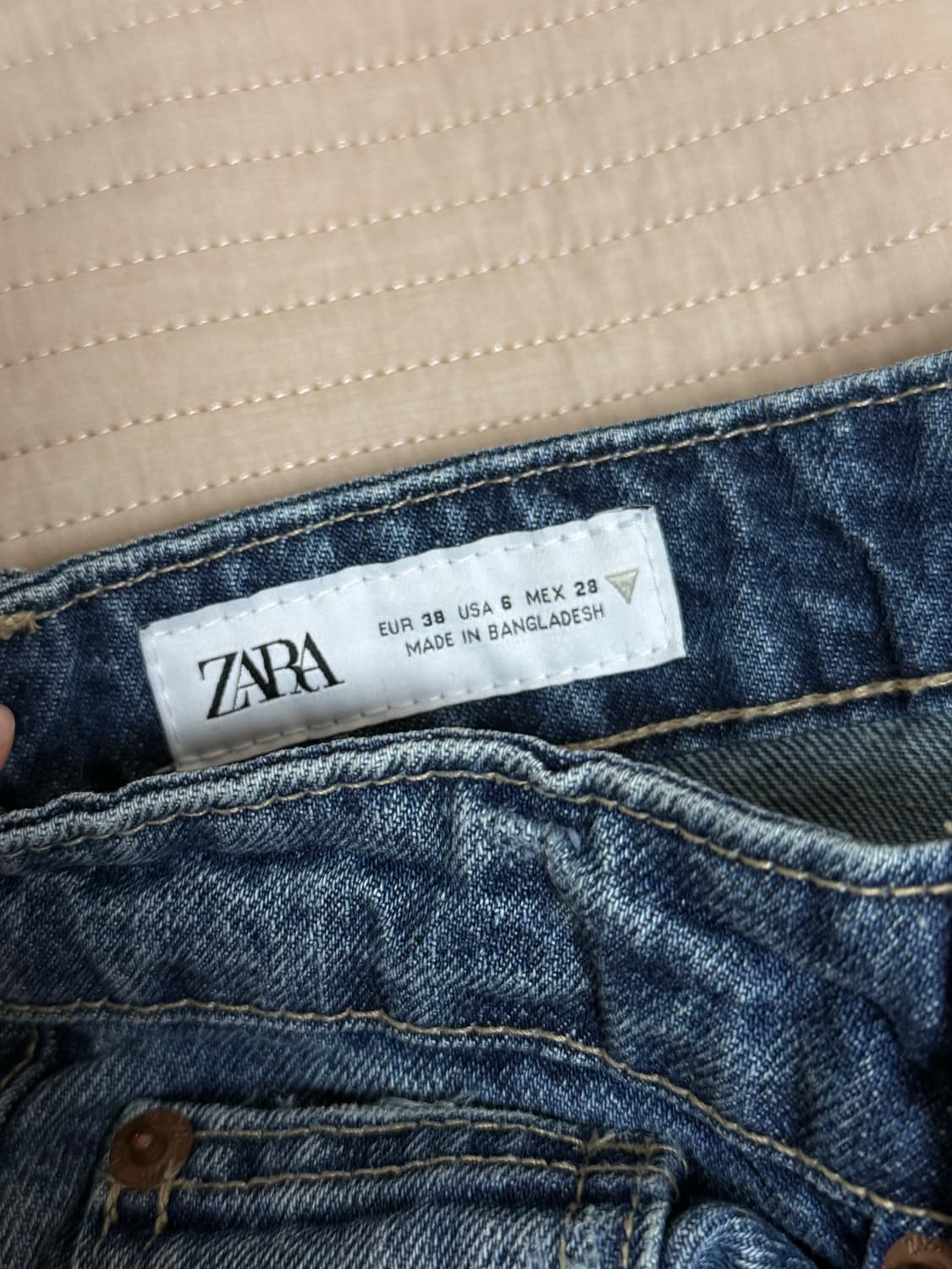 자라 JEANS TRF 배기 벌룬 미드라이즈 EU38 상품이미지4