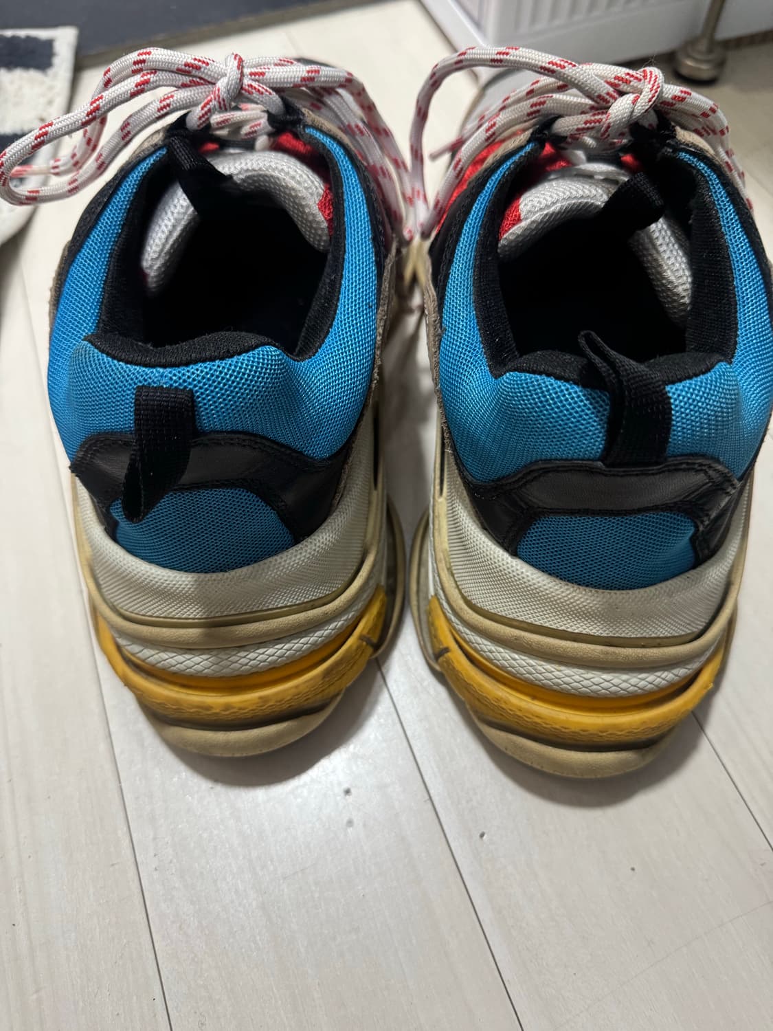 발렌시아가 트리플s 멀티 43 상품이미지5