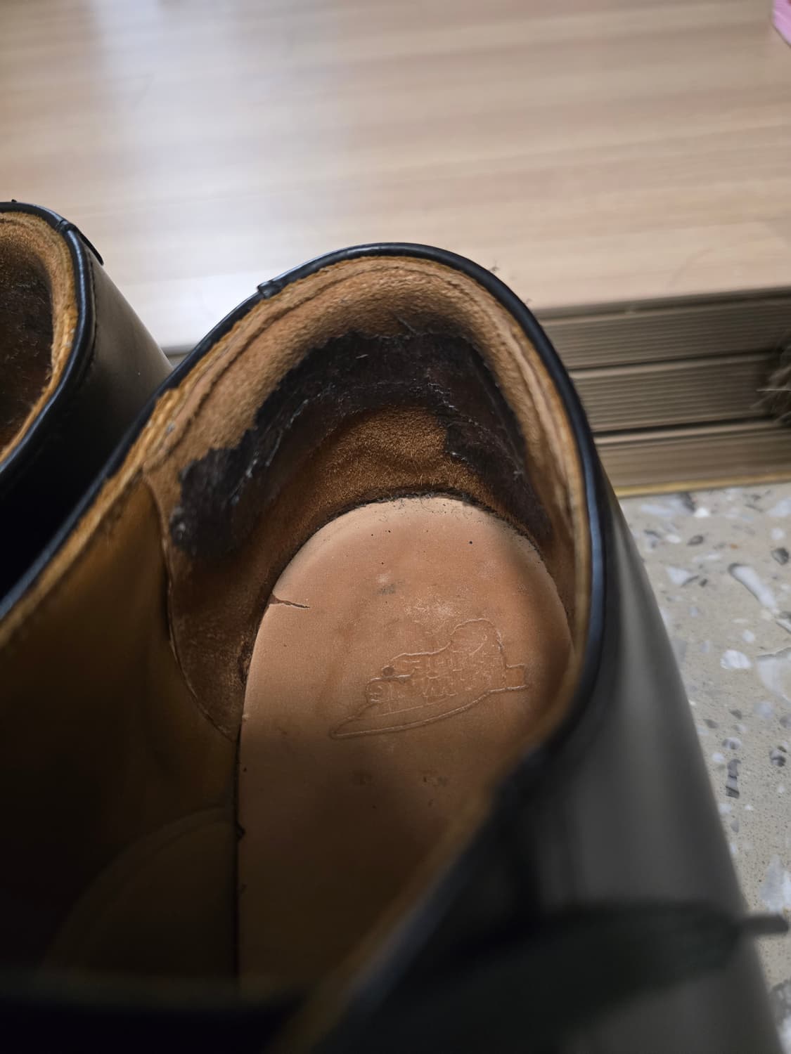 레드윙 포스트맨 270사이즈 상품이미지4