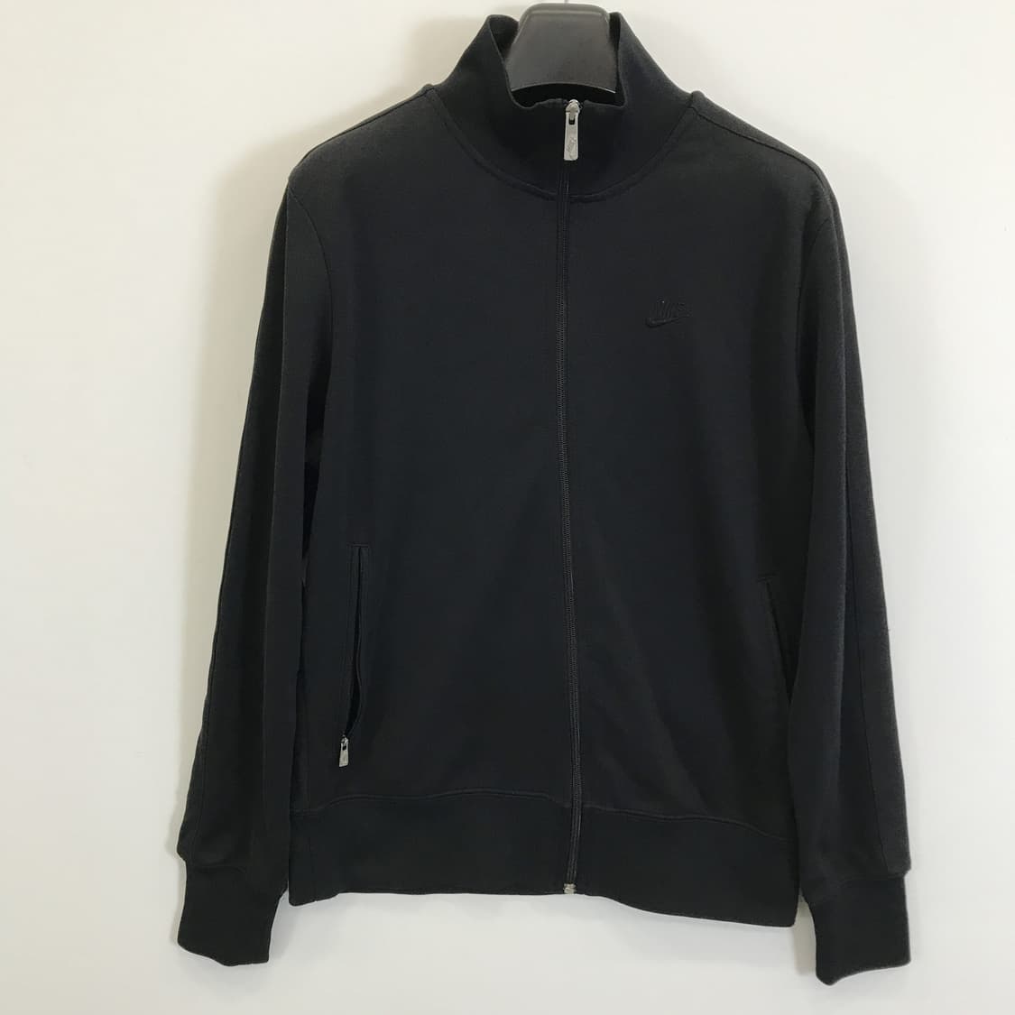 나이키 Y2K 올블랙 자수로고 트랙탑 [XL] 상품이미지1