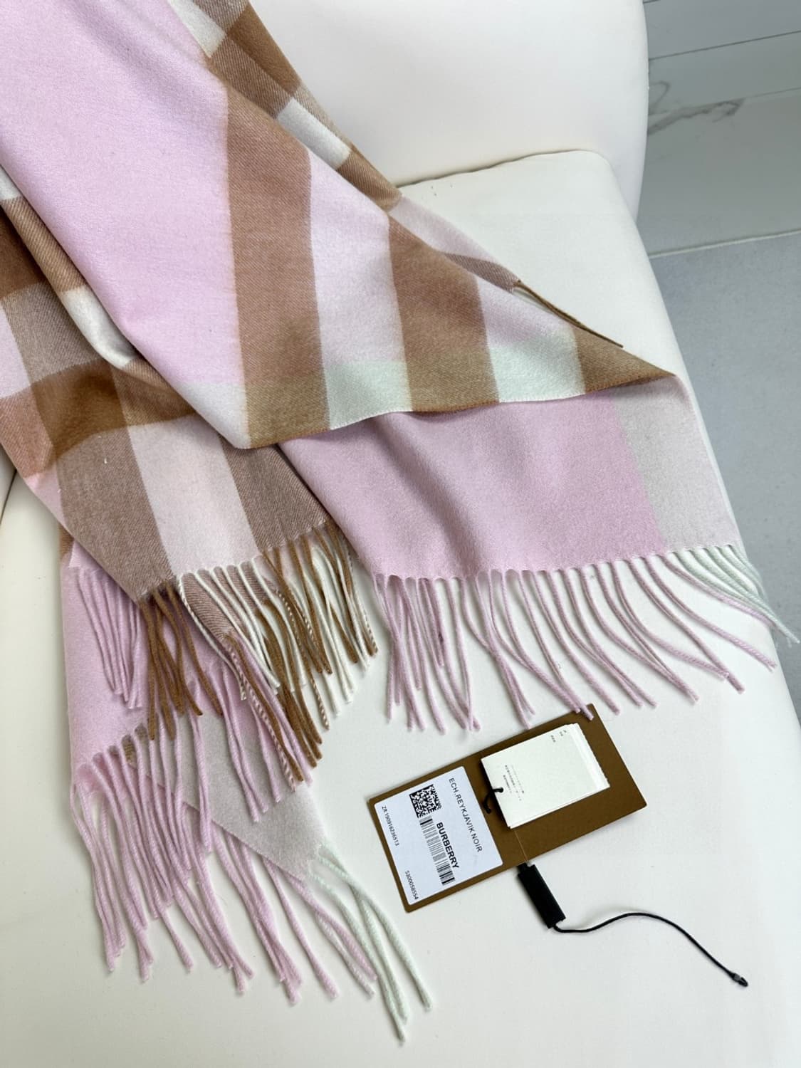 버버리 양면 머플러 램스울 100% 추동 단품
 상품이미지5