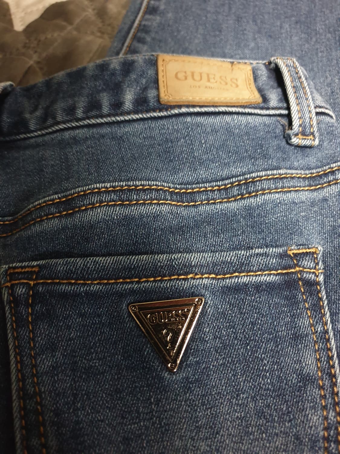 게스 스판 슬림핏 실버탭 데님팬츠 (28) 상품이미지4