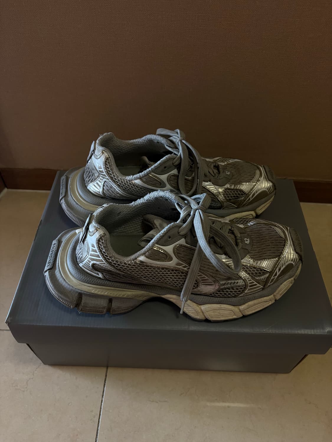 발렌시아가 3xl 에그쉘 42 상품이미지5