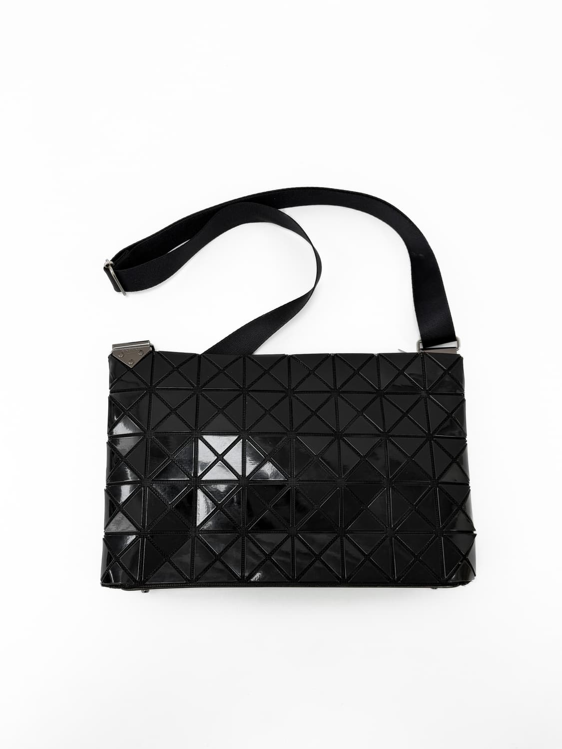 바오바오 루센트 블랙 크로스백 상품이미지4