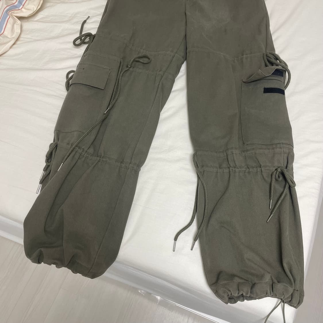 세릭 뉴머러스 카고 팬츠 / khaki 상품이미지5