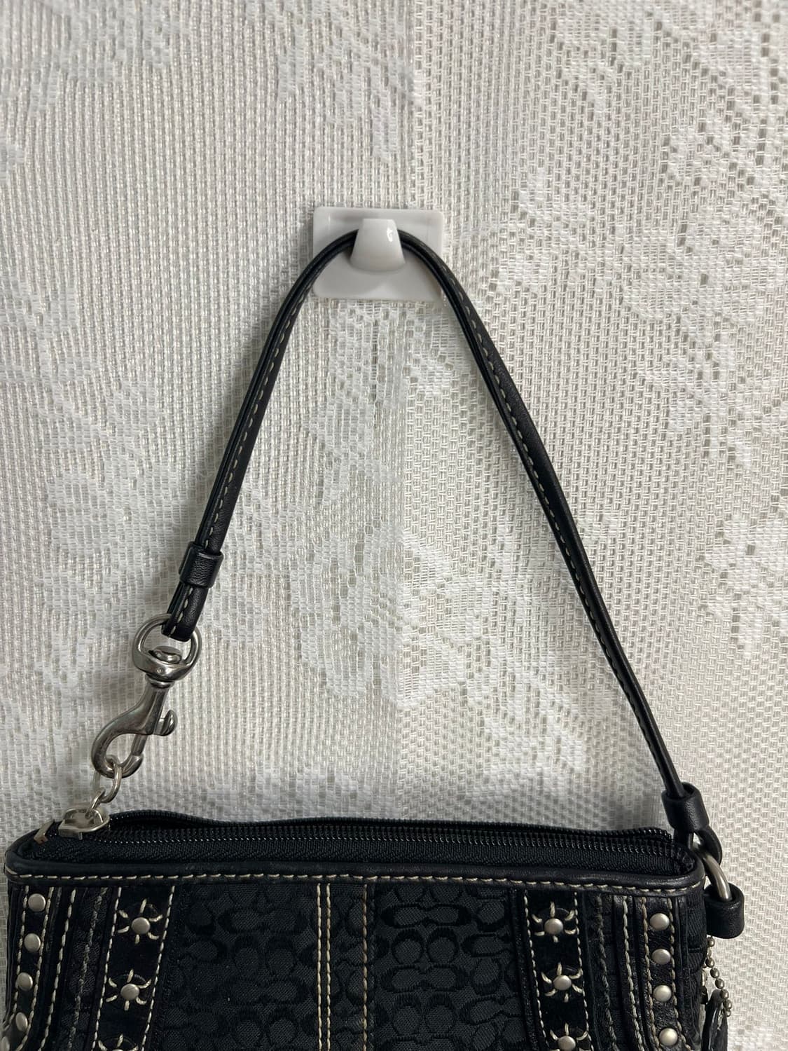 코치 블랙 미니 파우치 백 y2k 상품이미지4