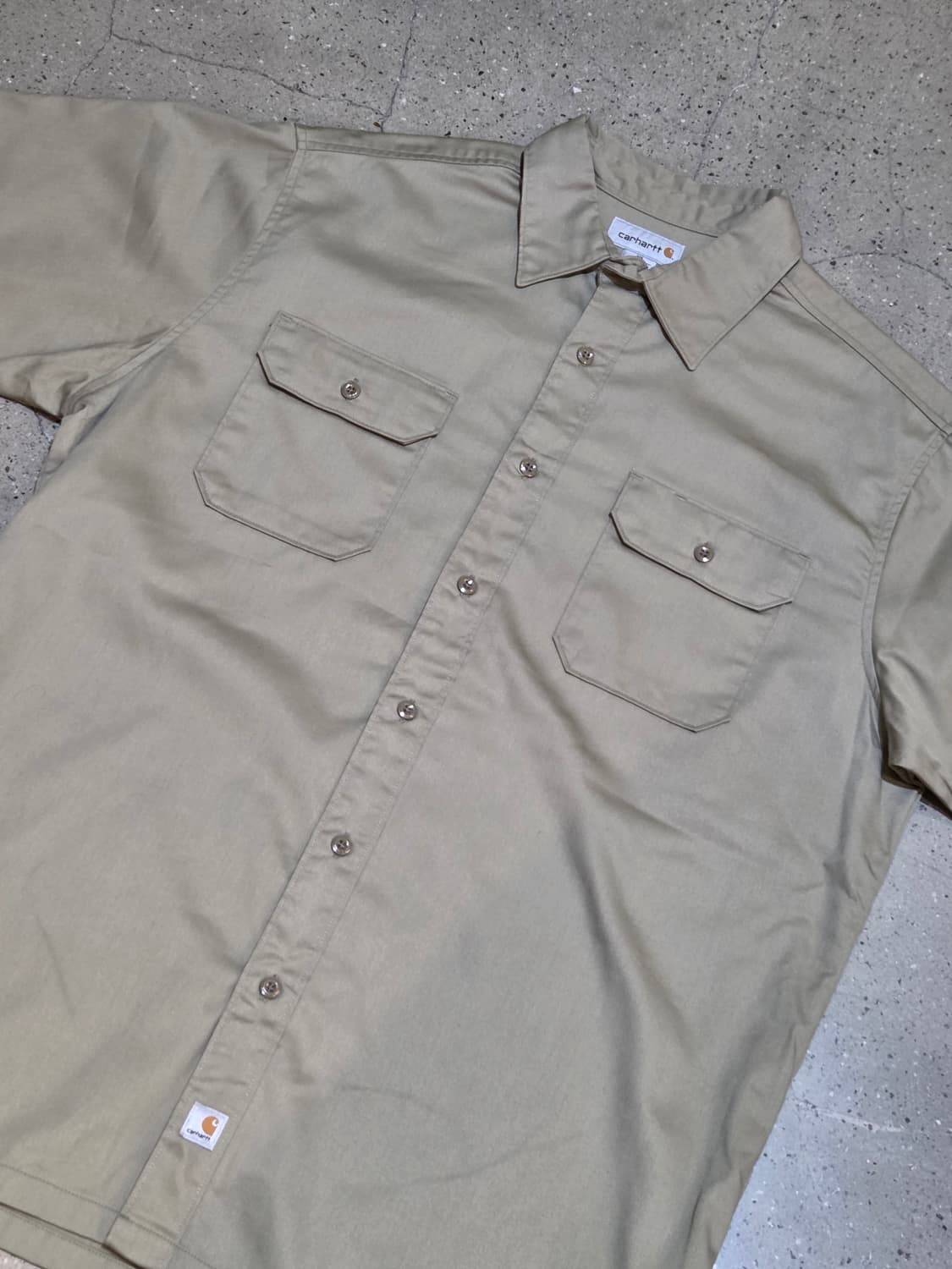 Carhartt 칼하트 베이지 포켓반팔셔츠 상품이미지1