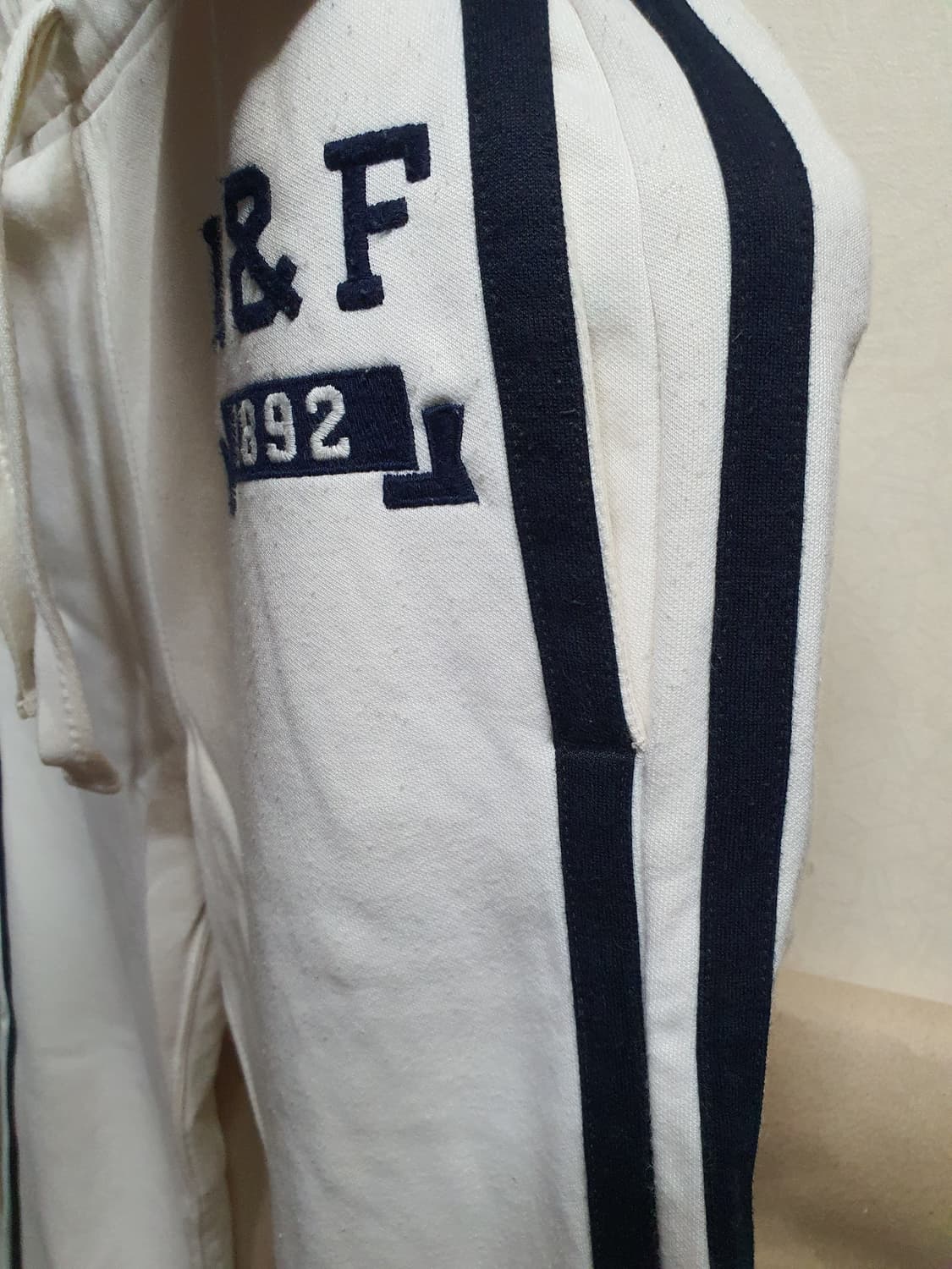 아베크롬비 트랙팬츠 XS 상품이미지6