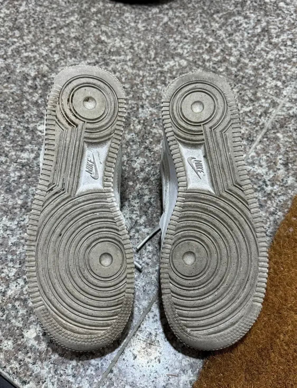 [240] 나이키 x 빌리 아일리시 에어포스 1 로우 sp 트리플 화이트 상품이미지7