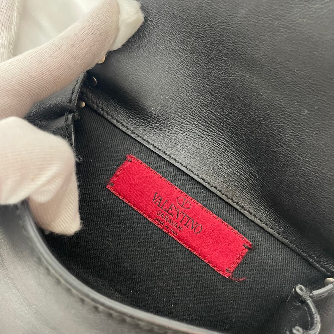 발렌티노 락스터드 클러치백 블랙 단품 상품이미지9