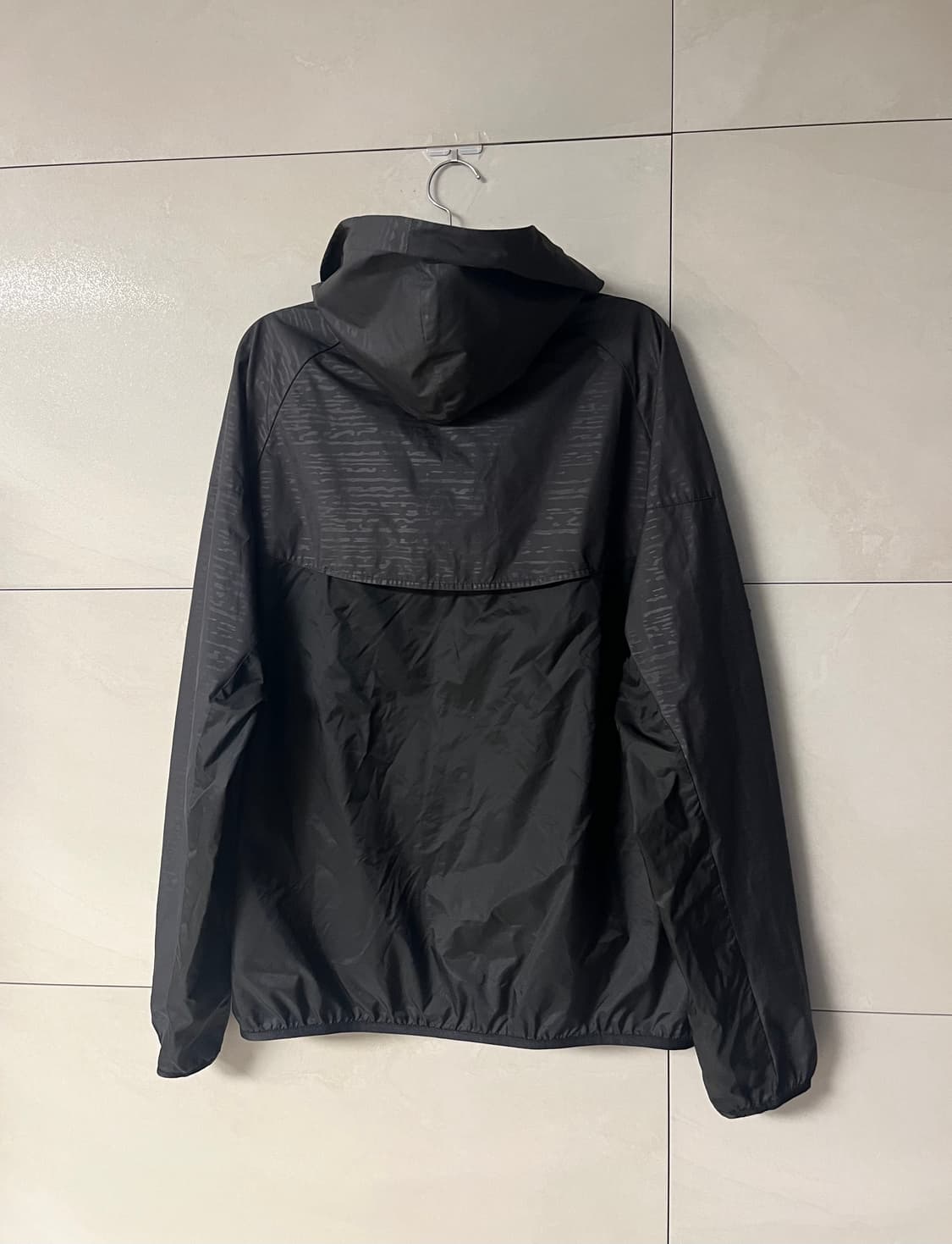 나이키 윈드브레이커 바람막이 블랙 [L] 상품이미지4