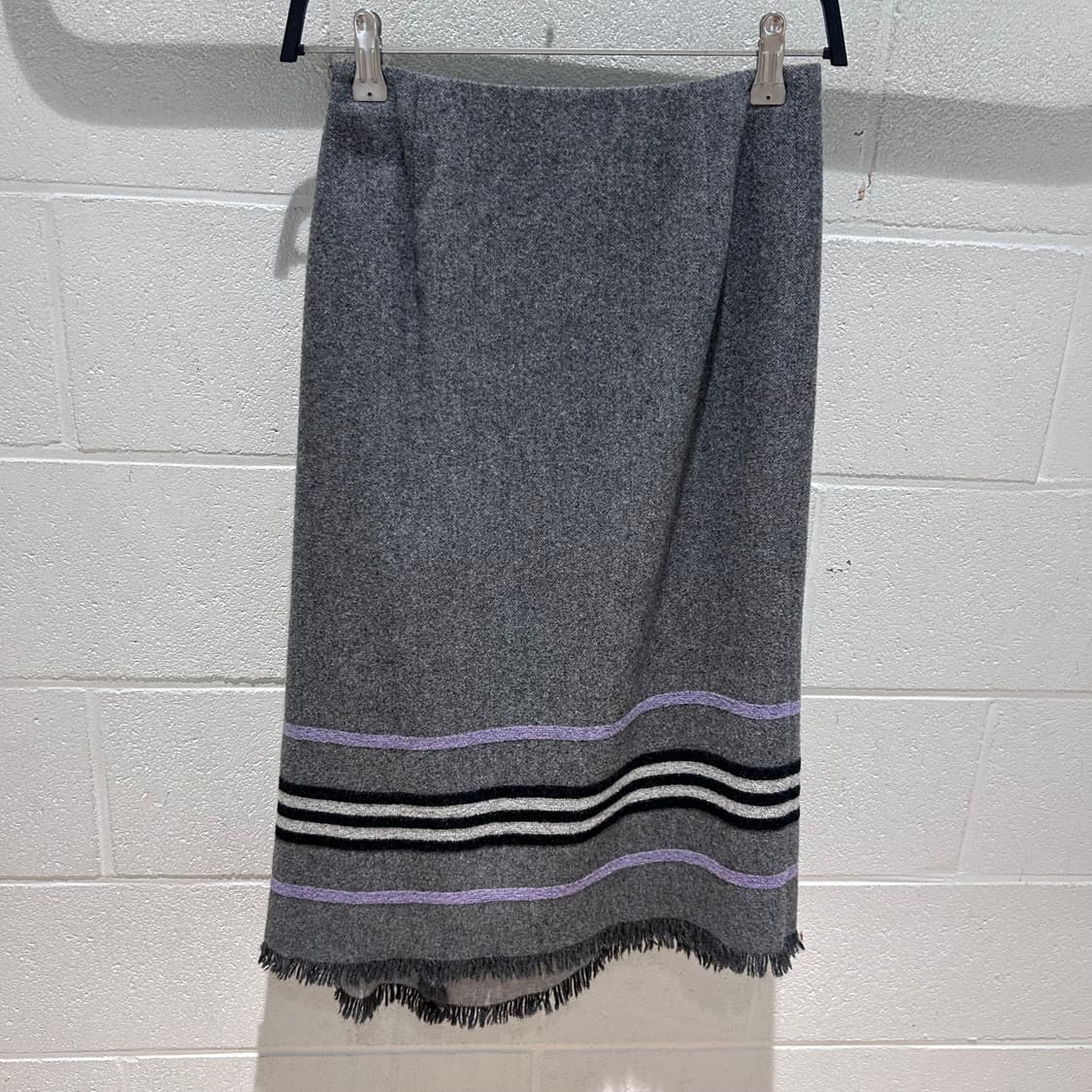 Burberry Hippie mood Wool Long Skirt 상품이미지4