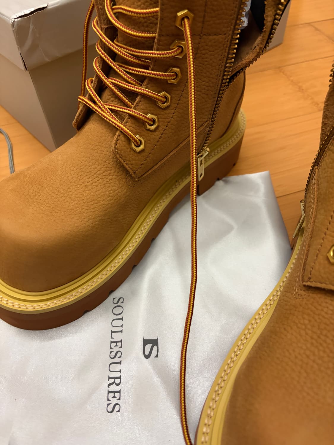 쏘유레슈어 벨루가 카멜 250 상품이미지4