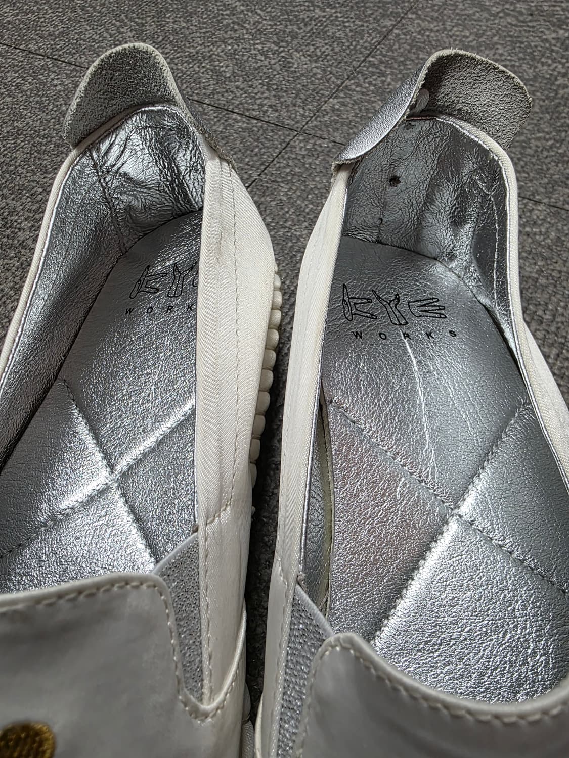 [새제품] 카이웍스(KYE) 자수 에스파듀 슬립온 235 상품이미지5